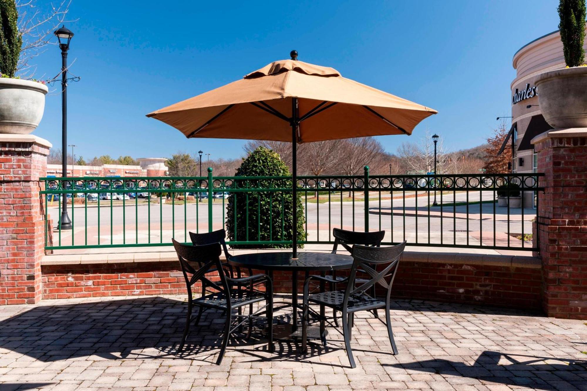 Courtyard By Marriott Franklin Cool Springs Hotel Exterior photo